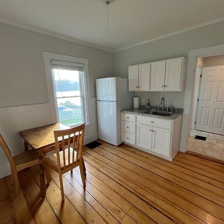 Spinneys Guesthouse & Beach Cottages Phippsburg Экстерьер фото