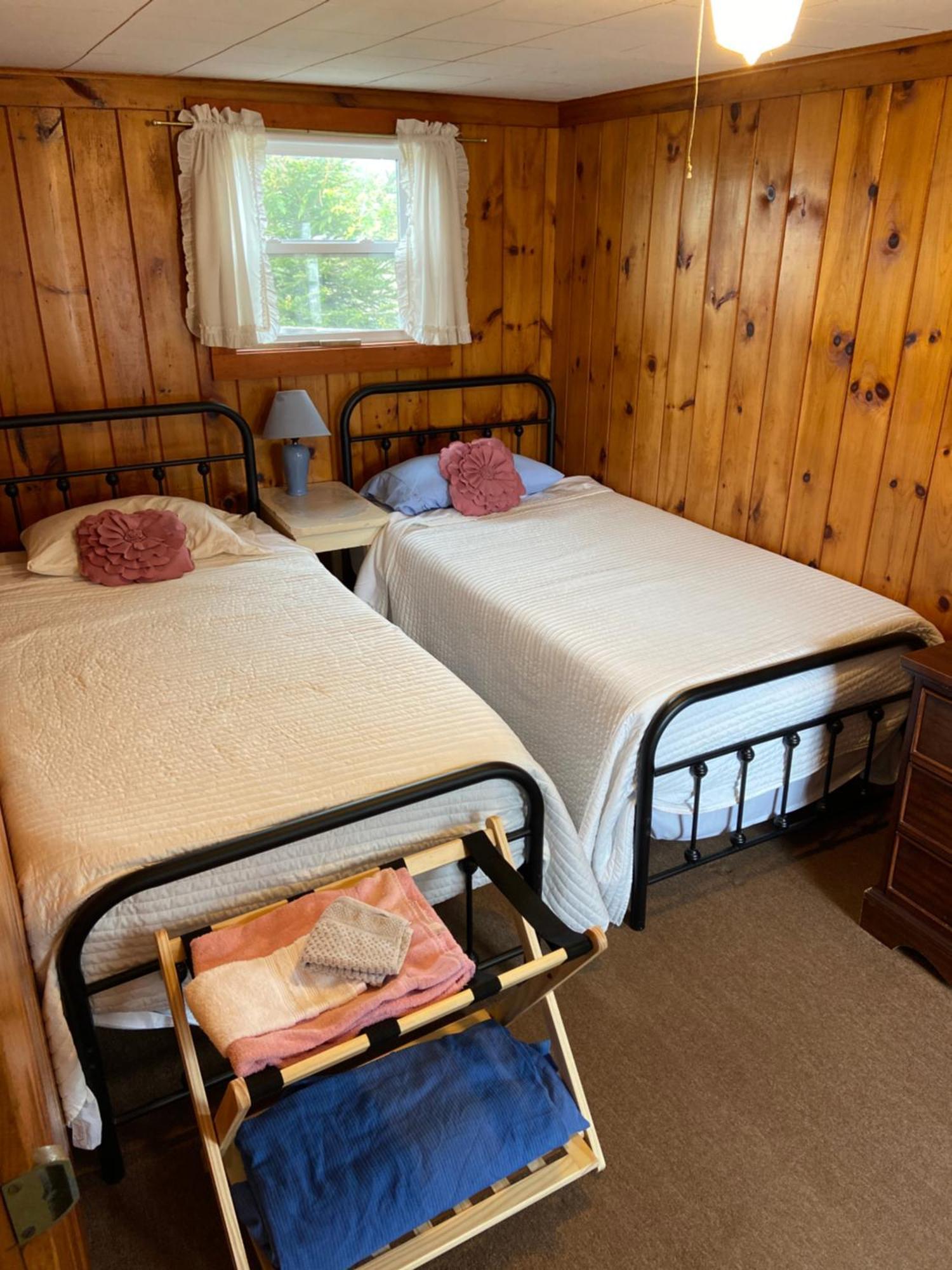 Spinneys Guesthouse & Beach Cottages Phippsburg Экстерьер фото