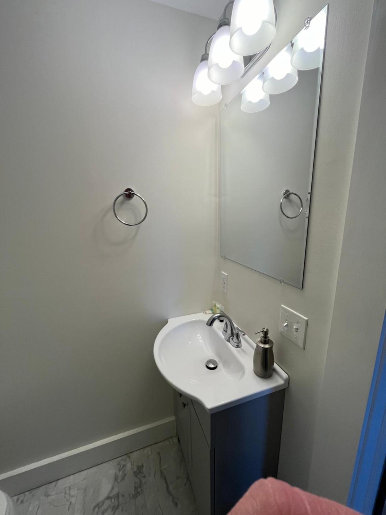 Spinneys Guesthouse & Beach Cottages Phippsburg Экстерьер фото