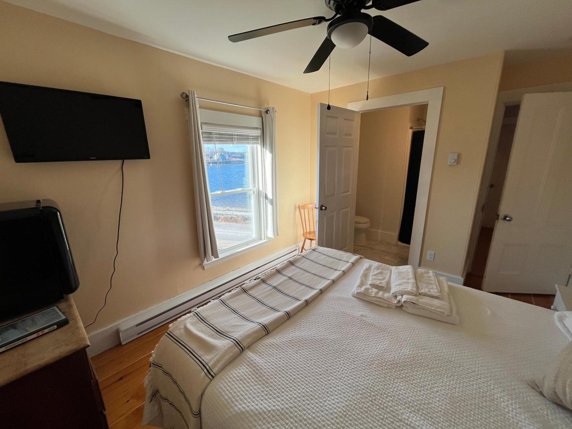 Spinneys Guesthouse & Beach Cottages Phippsburg Экстерьер фото